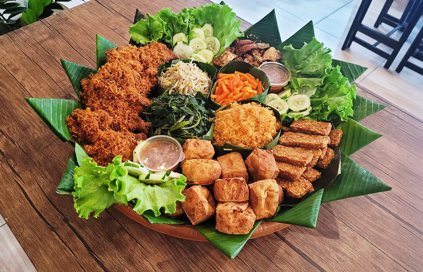 Nasi liwet tampah & urap